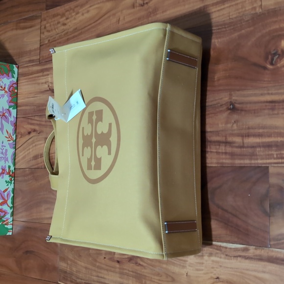 Tory Burch Spacious Silhouette Ella Canvas Canary Tote + Gift Bag Nwt ❤️ - Picture 4 of 8